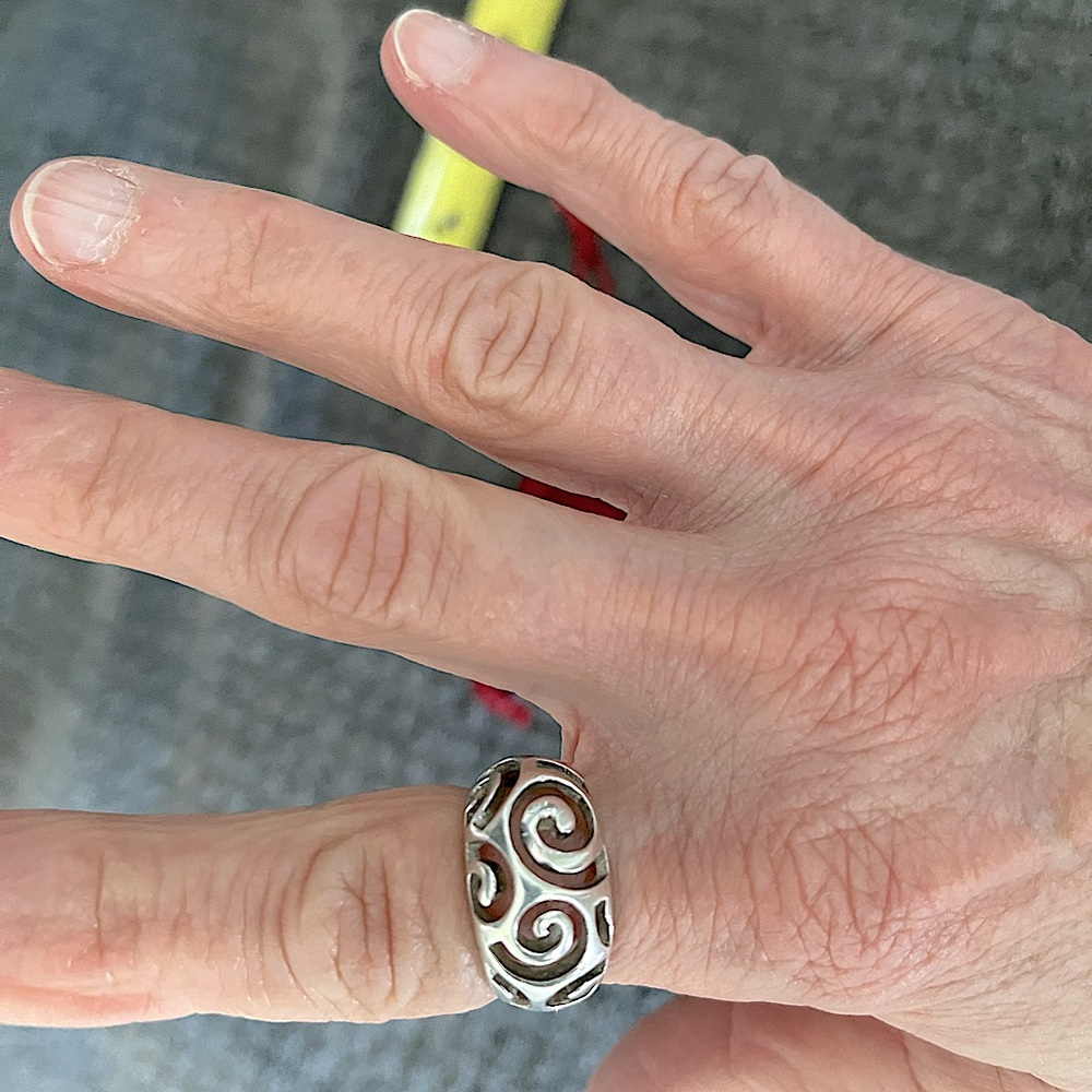 Inspiranza sterling silver ring!